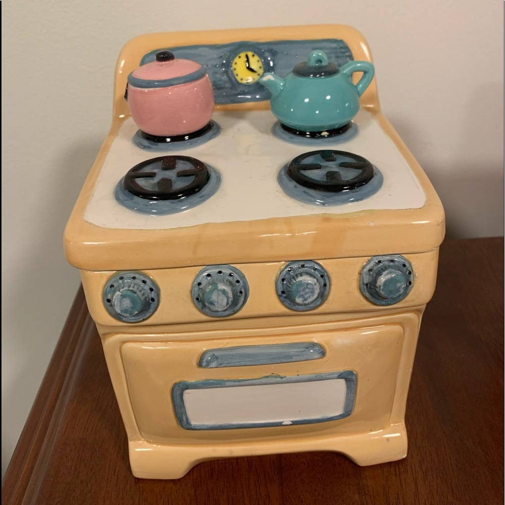 Vintage cookie jar stove
